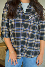 Load image into Gallery viewer, Black Plaid Collar
