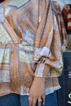 Load image into Gallery viewer, Satin Scarf Blouse
